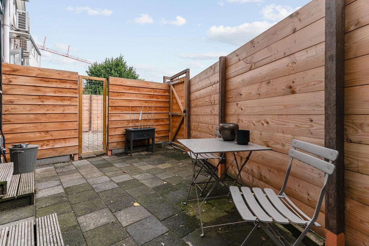 Tussenwoning te koop: Dongestraat 16, Dordrecht
