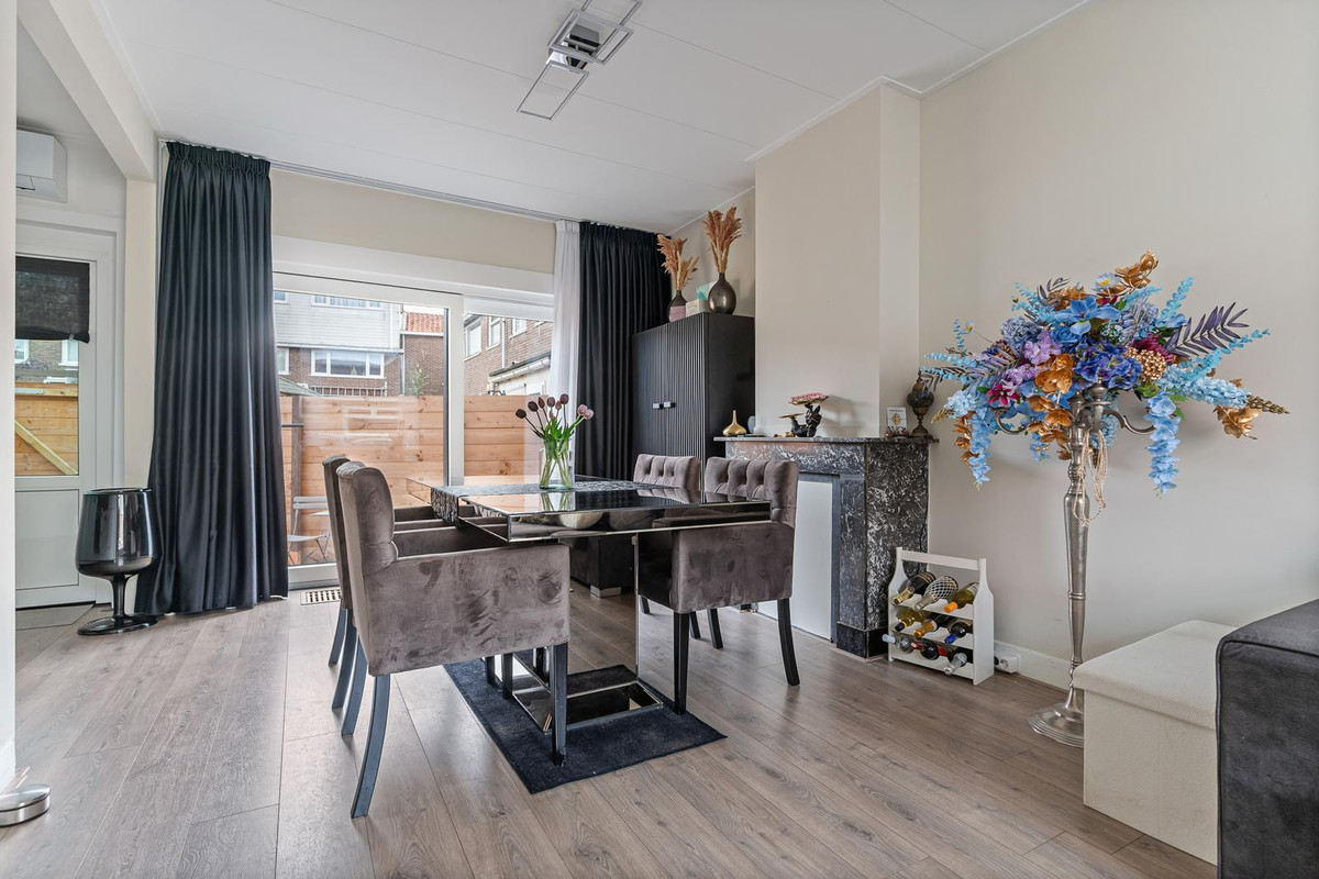 Tussenwoning te koop: Dongestraat 16, Dordrecht
