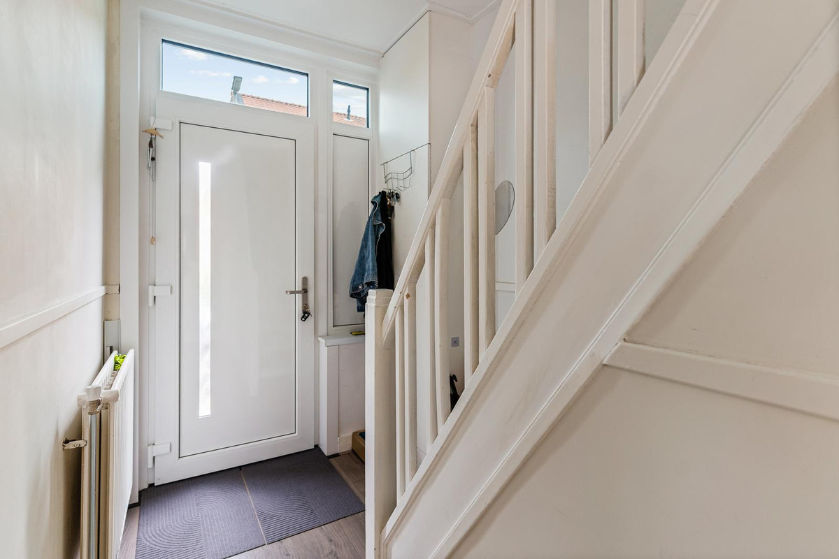 Tussenwoning te koop: Dongestraat 16, Dordrecht