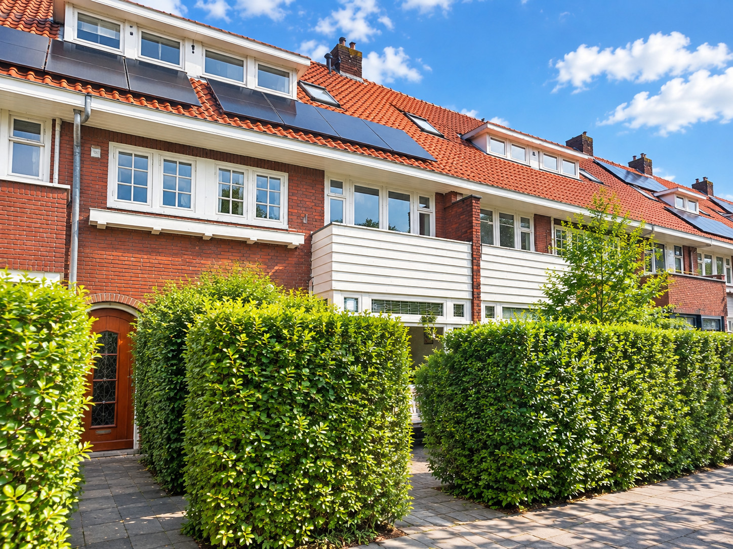 Huis Alphons Diepenbrockplein 10 — foto 1