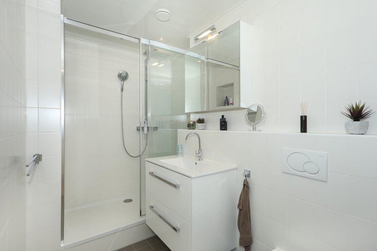 Appartement te huur: Raadhuisplein 194, Hoofddorp