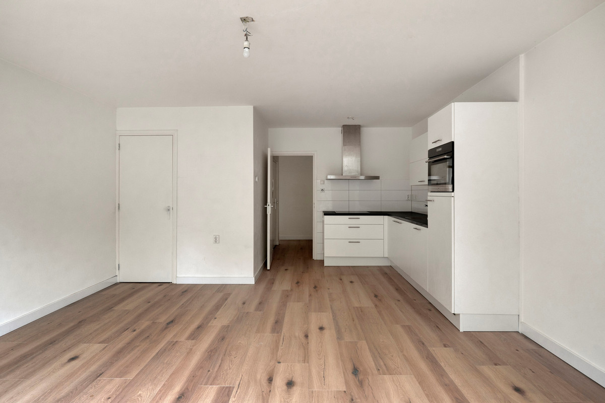 Appartement te koop: Mathenesserdijk 281C, Rotterdam