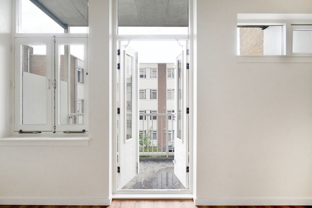Appartement te koop: Maaskade 99B01, Rotterdam