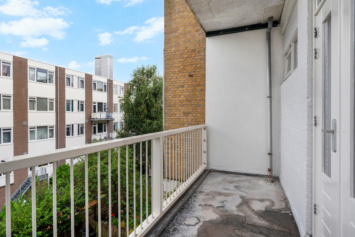 Appartement te koop: Maaskade 99B01, Rotterdam