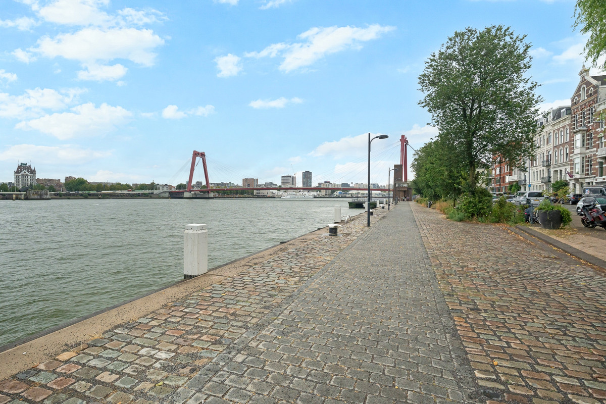 Appartement te koop: Maaskade 99B02, Rotterdam