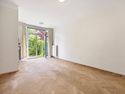 Cornelis van der Lijnstraat 1