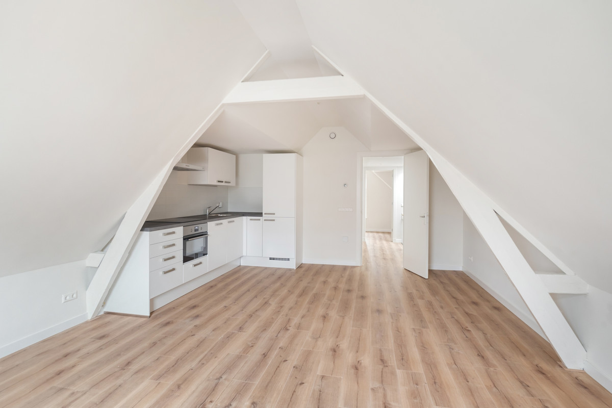 Appartement te koop: Maaskade 99B03, Rotterdam