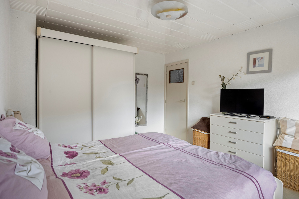 Hoekwoning te koop: Lijsterbesstraat 78, Dordrecht