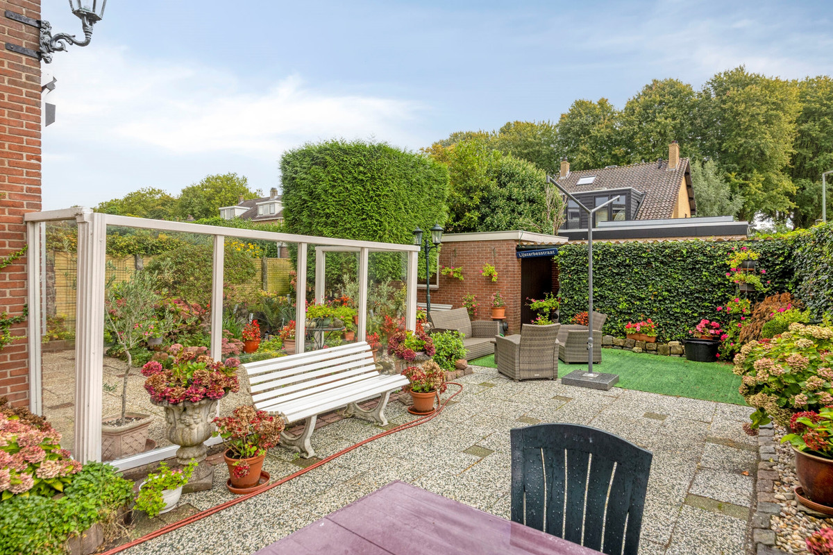 Hoekwoning te koop: Lijsterbesstraat 78, Dordrecht