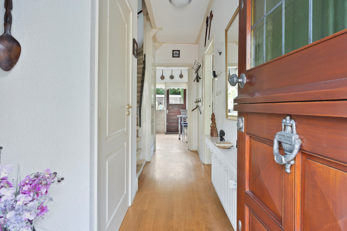 Hoekwoning te koop: Lijsterbesstraat 78, Dordrecht