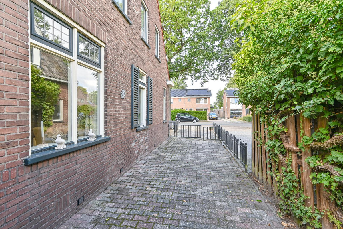 Twee-onder-één-kap te koop: Stuifzandseweg 16, Hoogeveen