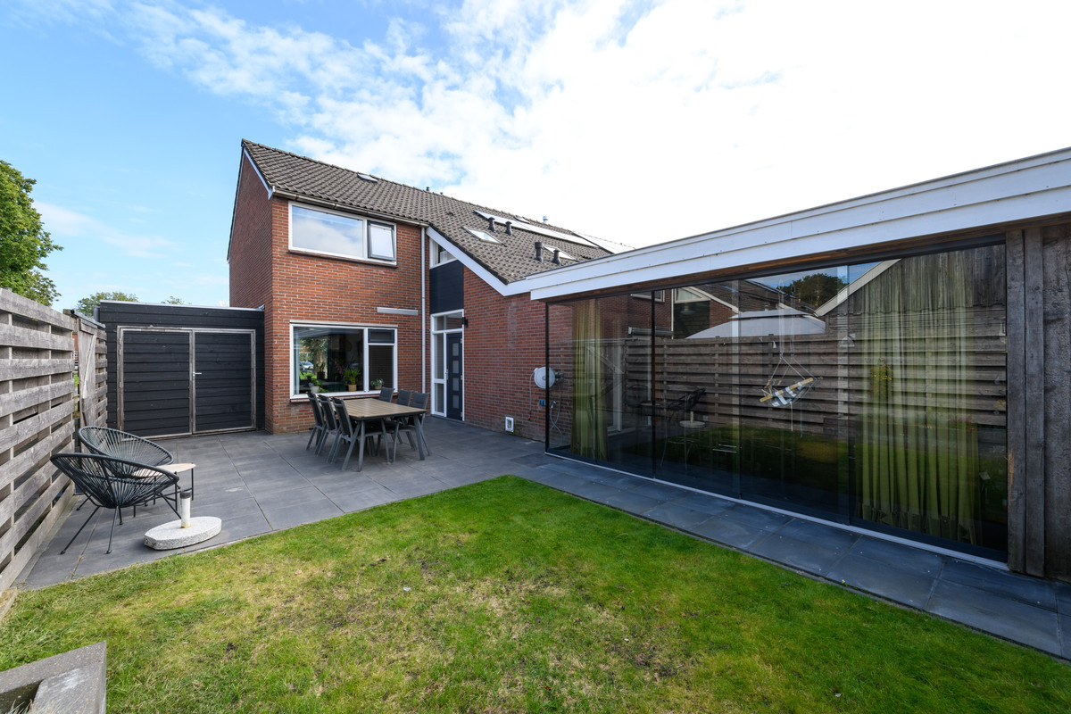 Hoekwoning te koop: Saturnusstraat 45, Sint Nicolaasga