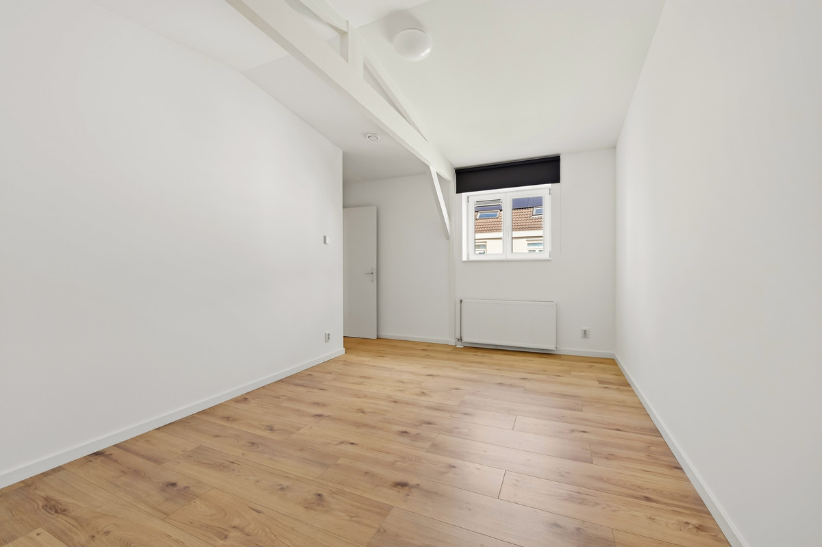 Appartement te huur: De Ruijterstraat 52B3, 'S-Gravenhage