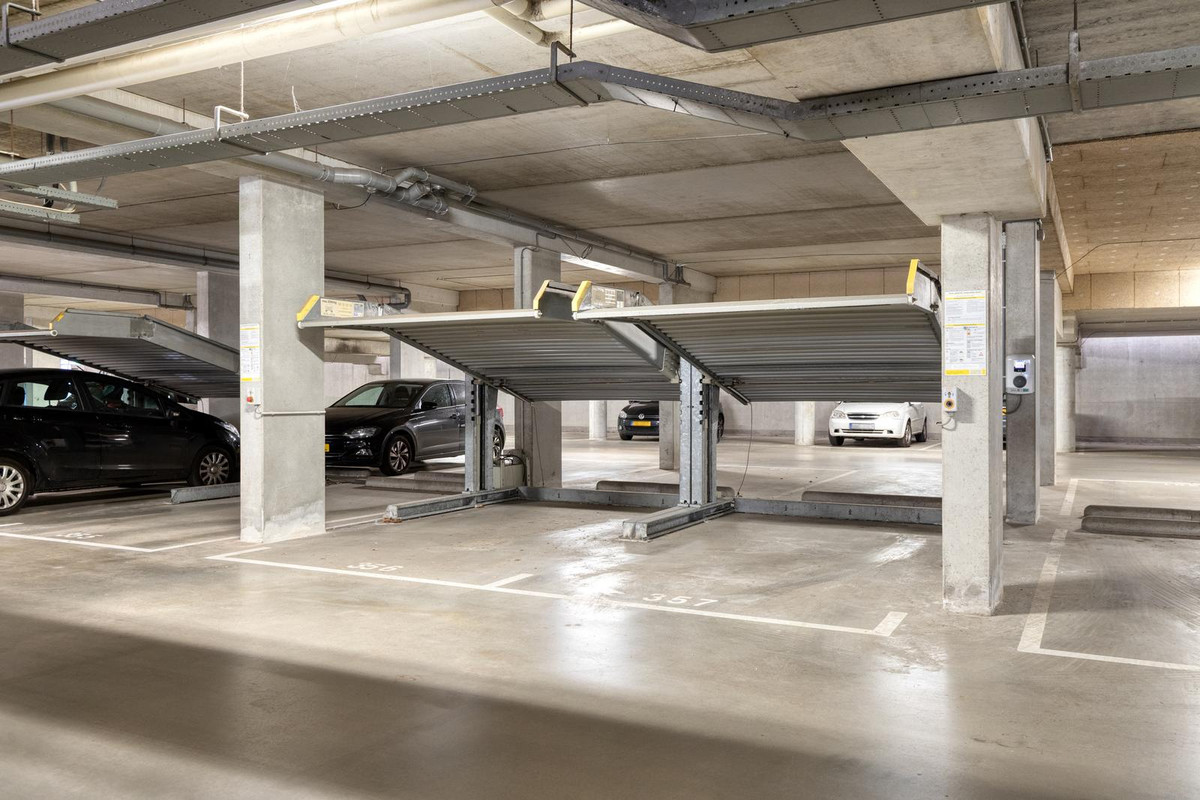 Appartement te koop: Boezemkade 327, Rotterdam