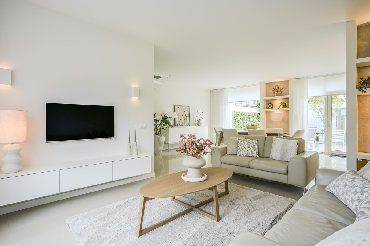 Tussenwoning te koop: Apollohof 125, Maastricht