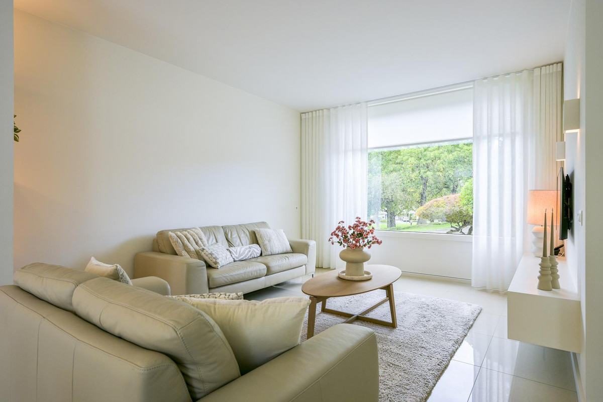 Tussenwoning te koop: Apollohof 125, Maastricht