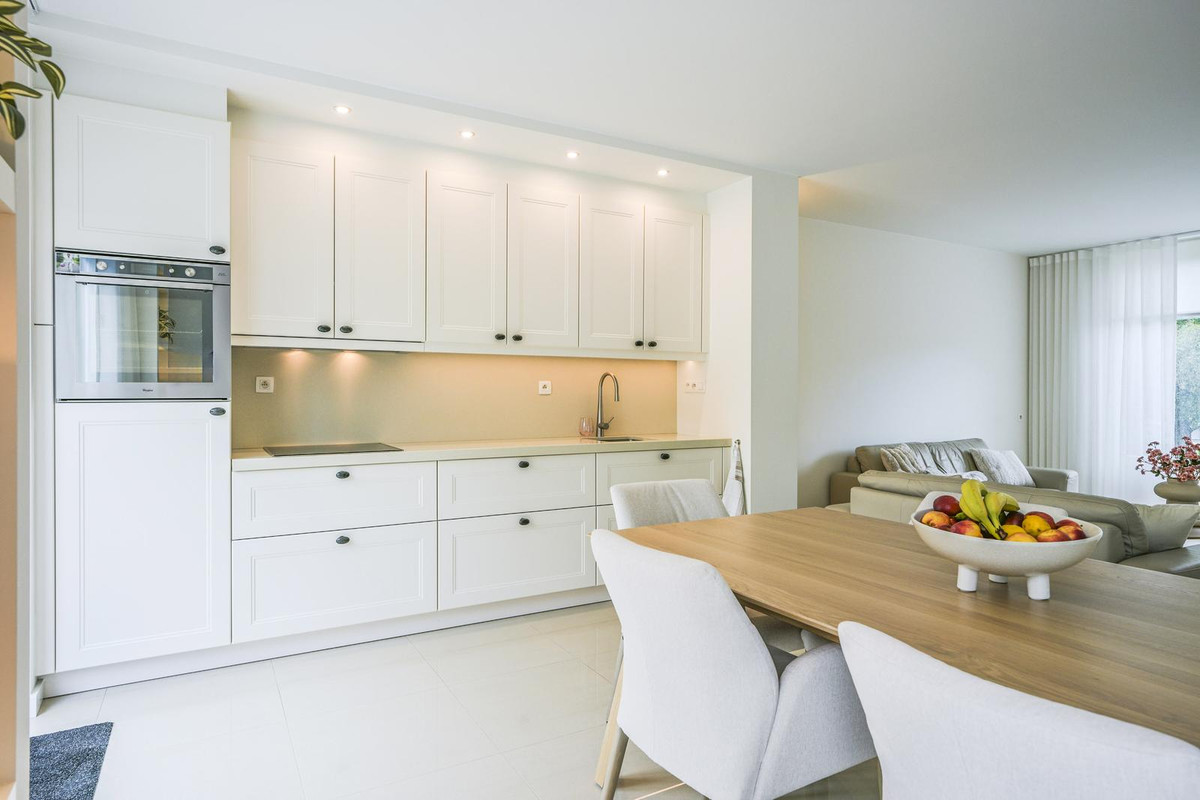 Tussenwoning te koop: Apollohof 125, Maastricht