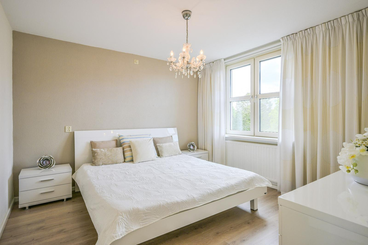 Tussenwoning te koop: Apollohof 125, Maastricht