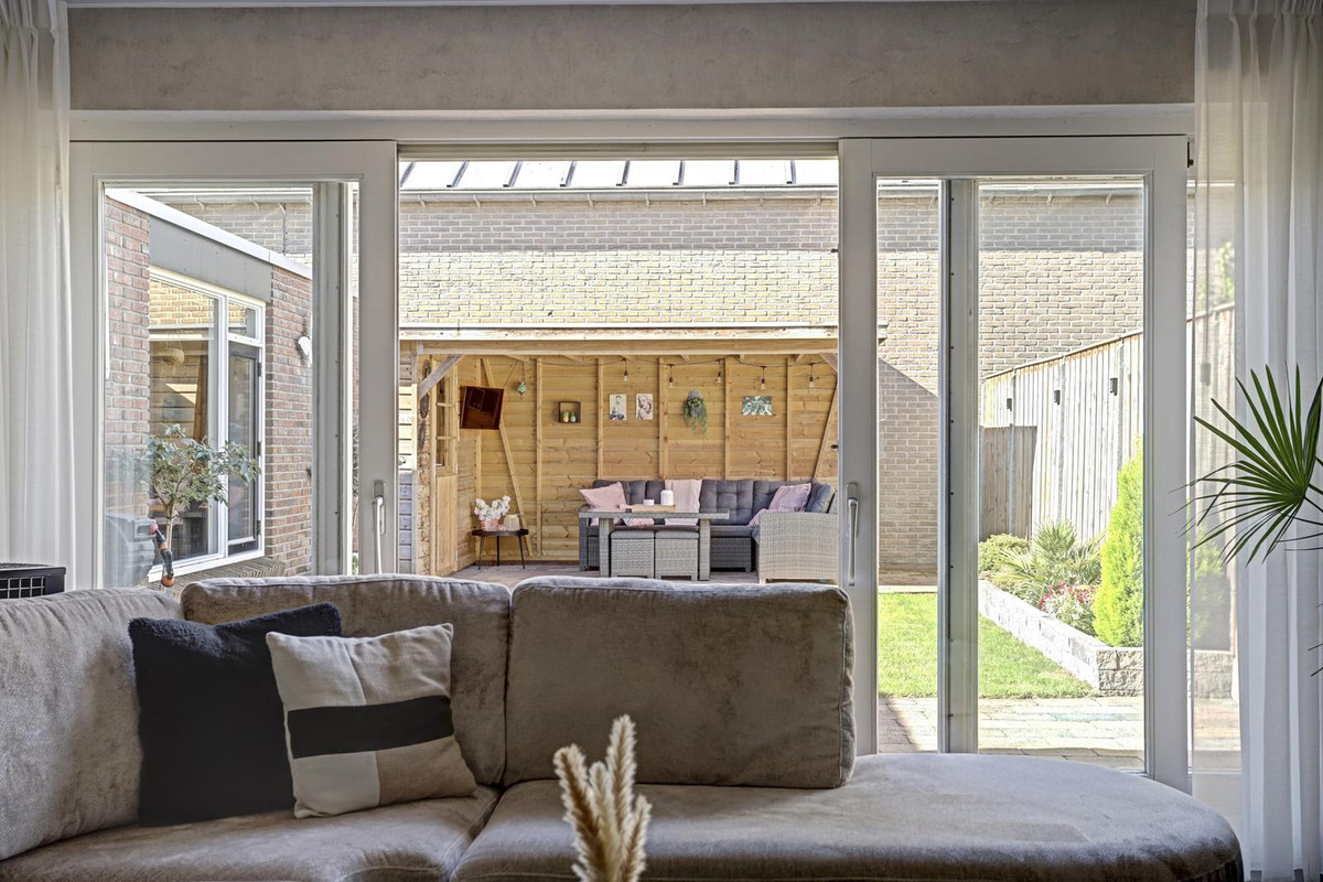 Tussenwoning te koop: Deldensestraat 59, Almelo