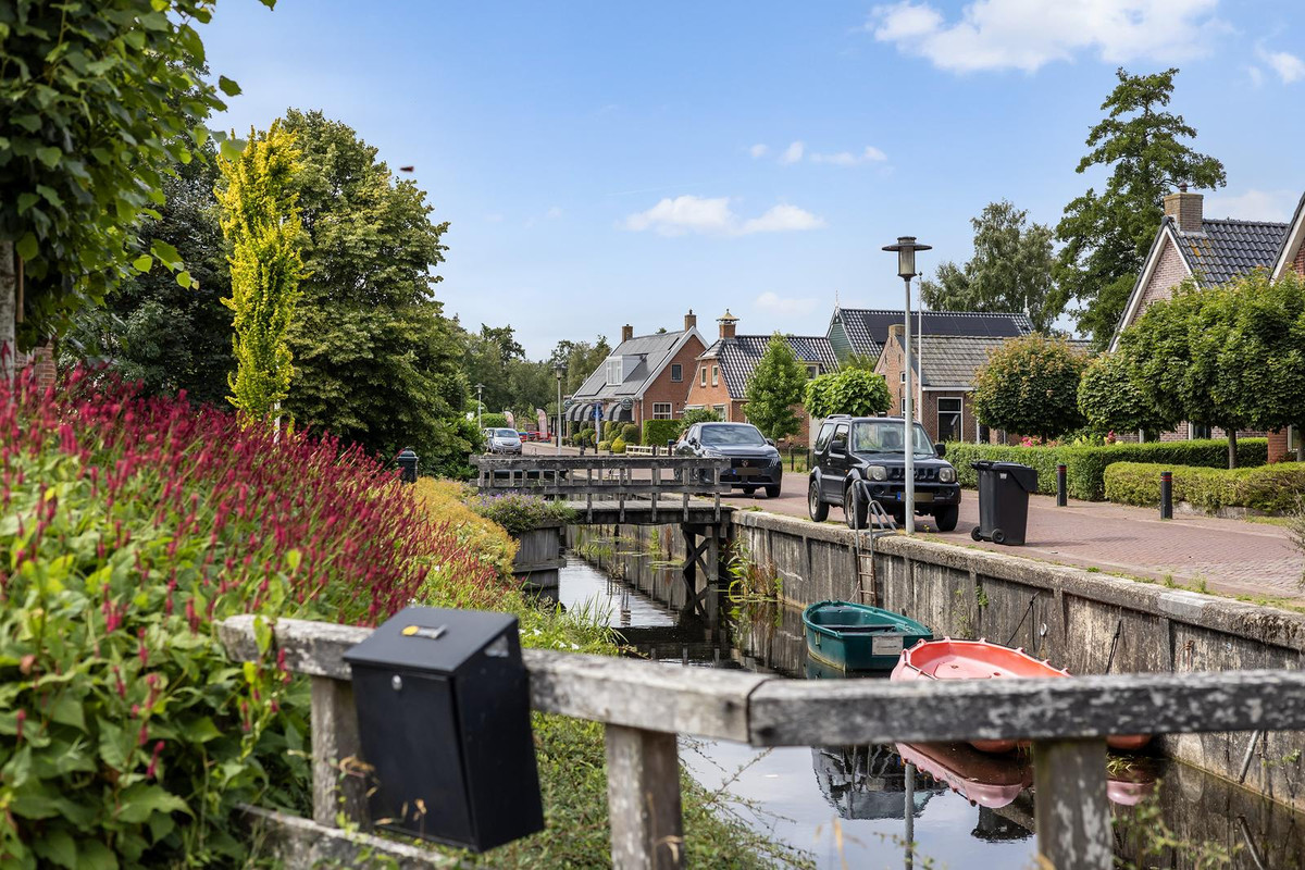 Vrijstaande woning te koop: De Wâl 10, Hurdegaryp
