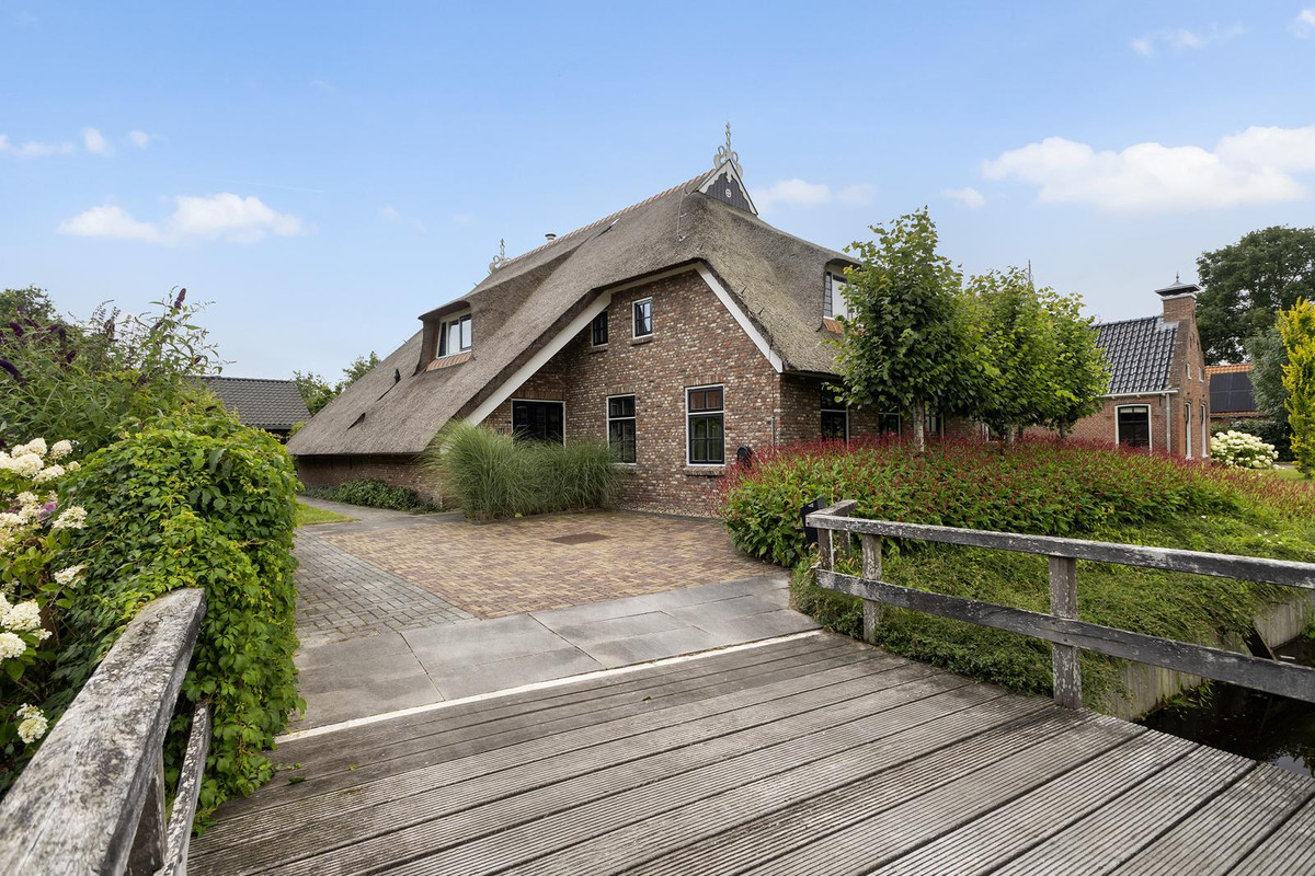 Vrijstaande woning te koop: De Wâl 10, Hurdegaryp
