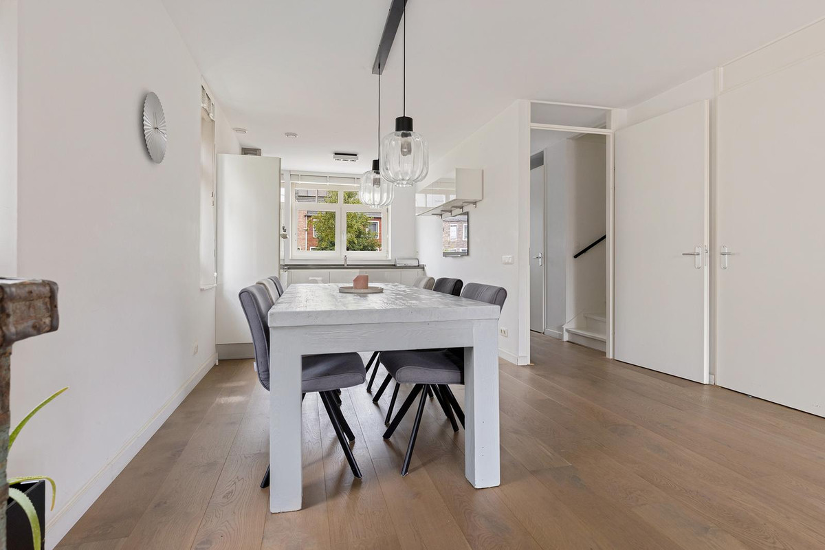 Hoekwoning te koop: Buizerd 22, Uithoorn
