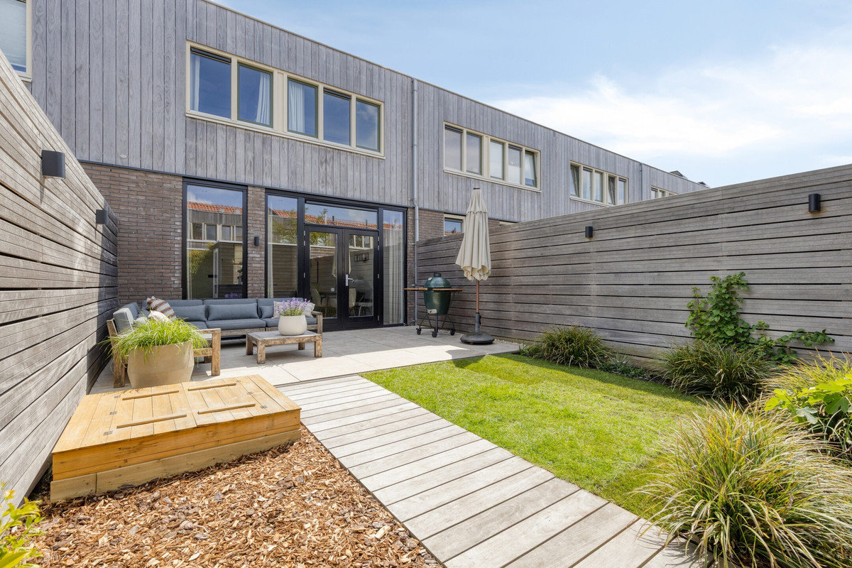 Tussenwoning te koop: Kruistochtstraat 30, Haarlem