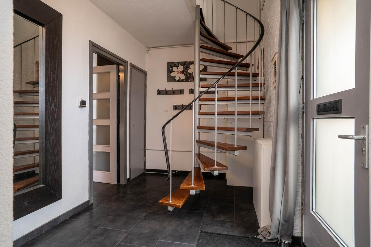 Hoekwoning te koop: Gronausestraat 1024, Enschede