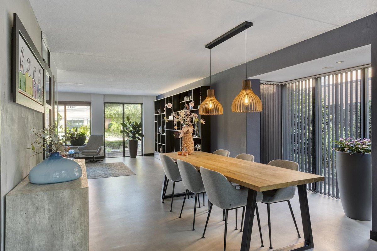 Vrijstaande woning te koop: Sientje van Houtenlaan 25, Enschede