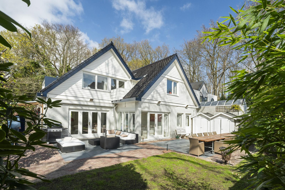 Vrijstaande woning te koop: Nicolaas Beetspad 4, Bussum