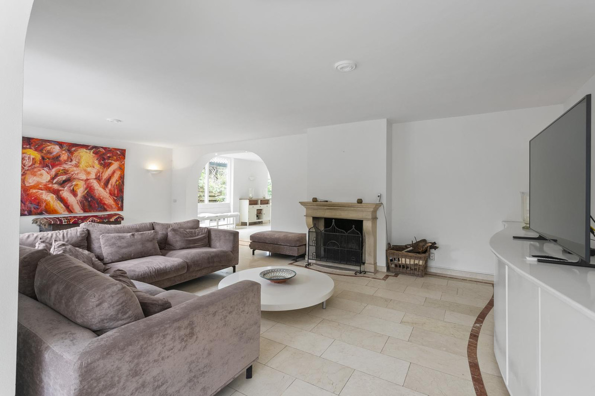 Vrijstaande woning te koop: Nicolaas Beetspad 4, Bussum