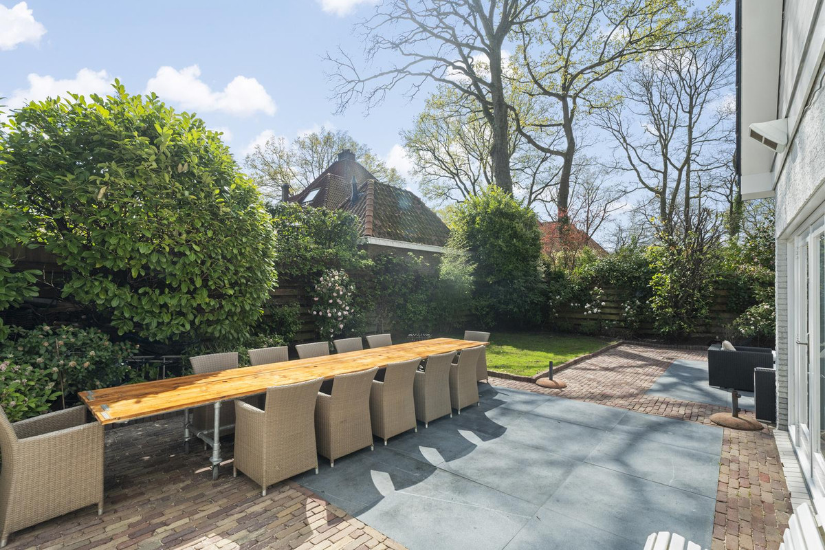 Vrijstaande woning te koop: Nicolaas Beetspad 4, Bussum