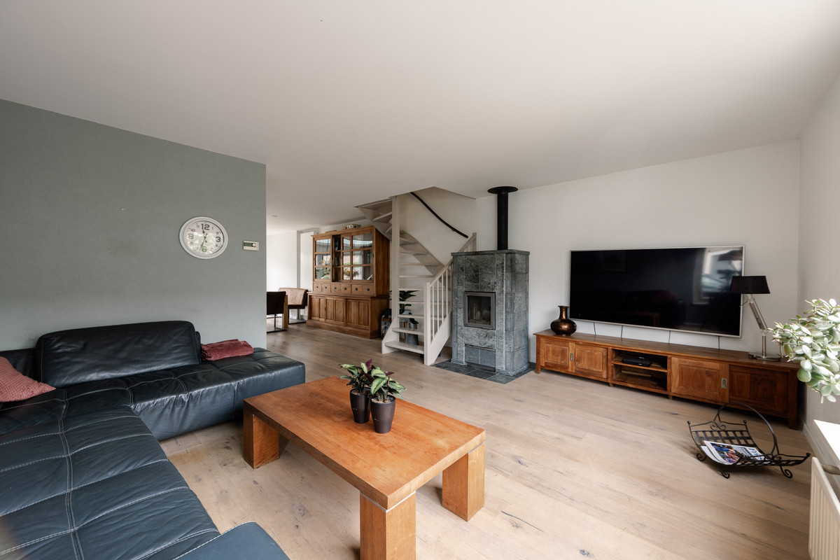 Hoekwoning te koop: Trêd 93, Sneek
