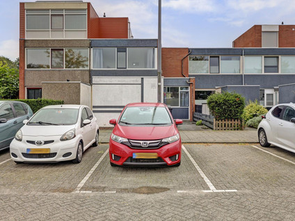 Scharlakendoorn 13