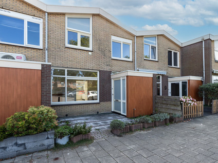 Dennenlaan 8