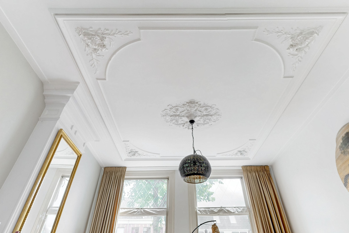 Tussenwoning te koop: Jan van Goyenkade 14, Leiden