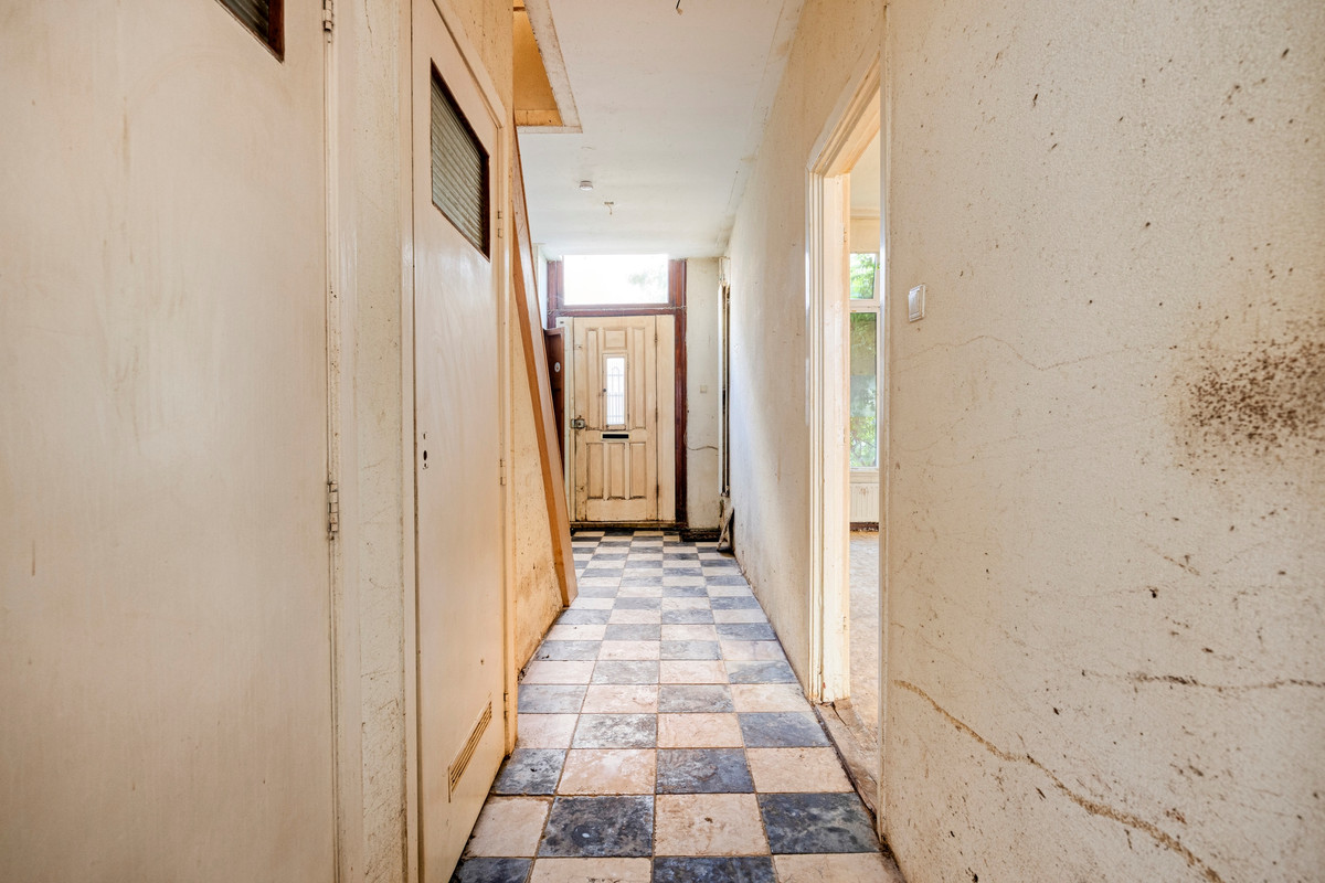 Tussenwoning te koop: Da Costastraat 8, Leiden