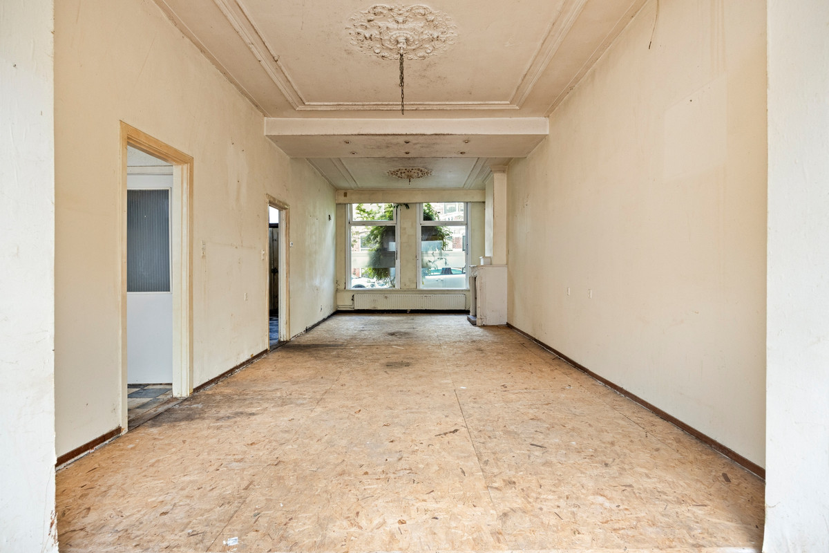 Tussenwoning te koop: Da Costastraat 8, Leiden