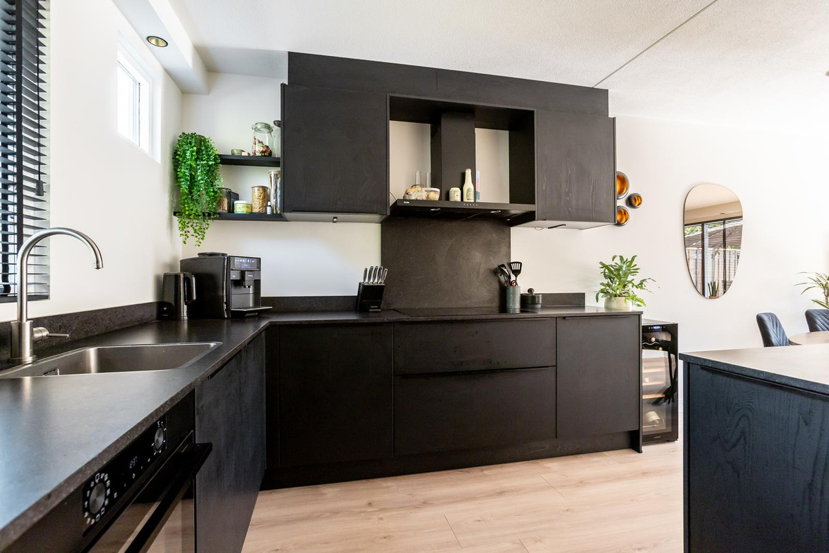 Tussenwoning te koop: Lieven De Keystraat 129, Almere