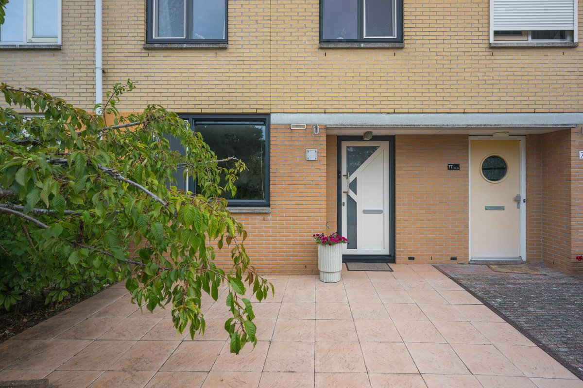 Tussenwoning te koop: Godfried Bomansstraat 78, Almere