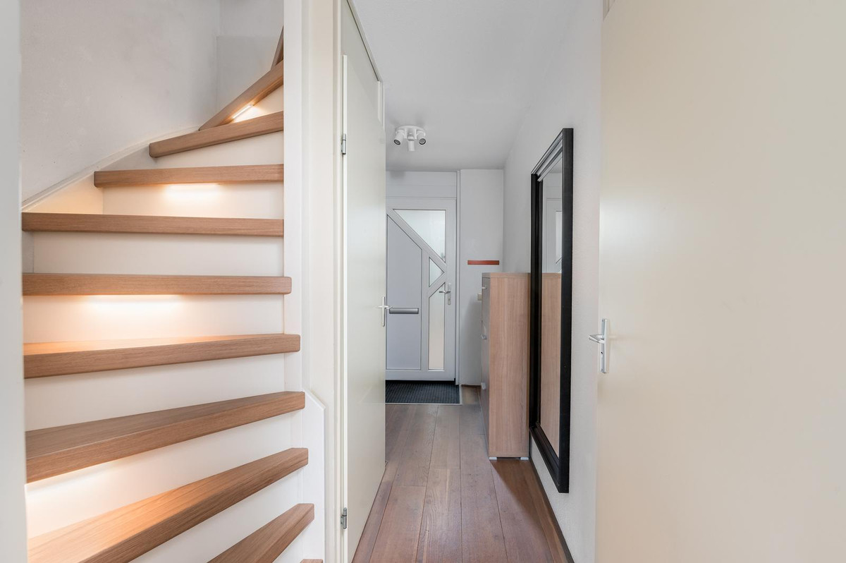 Tussenwoning te koop: Godfried Bomansstraat 78, Almere