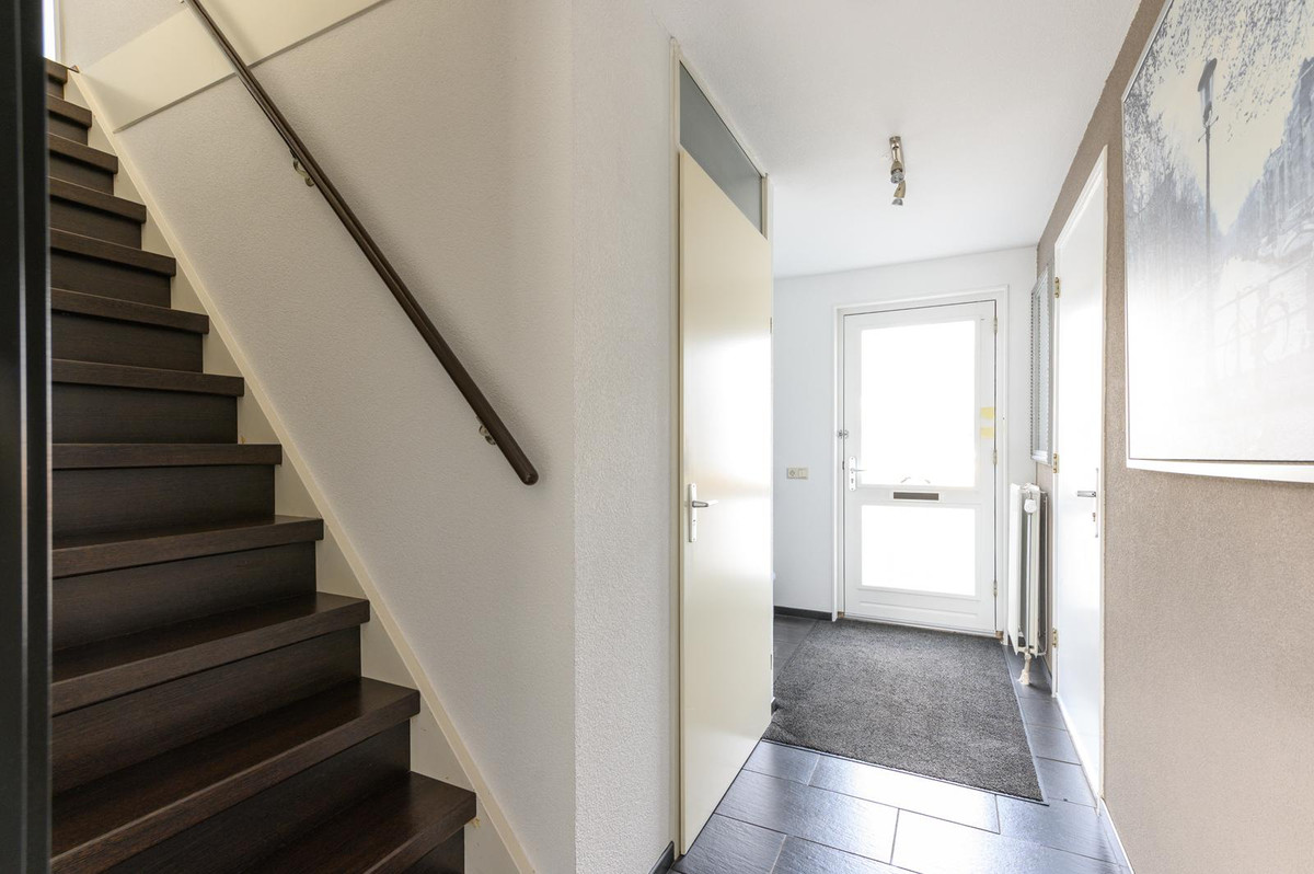 Tussenwoning te koop: Thérèse Schwartzestraat 48, Almere