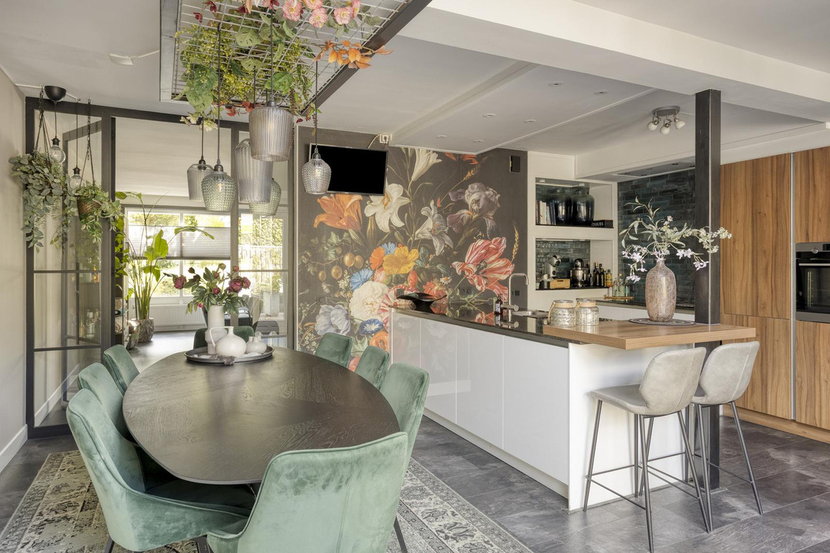 Tussenwoning te koop: Bizetstraat 22, Haaksbergen