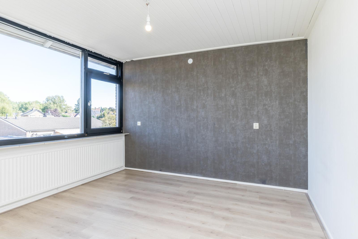 Twee-onder-één-kap te koop: St. Gerlachstraat 11, Hoensbroek