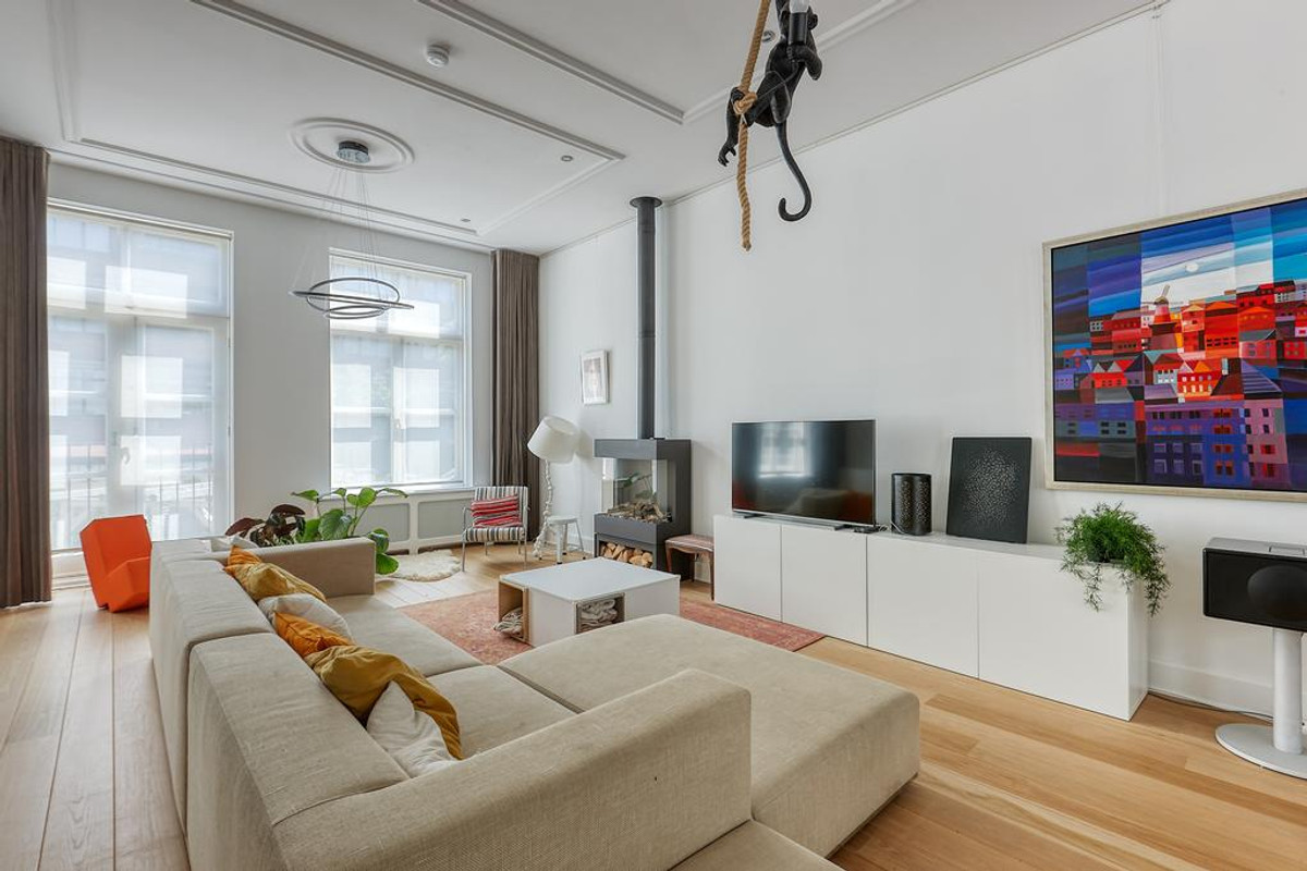 Tussenwoning te huur: Willemstraat 83, 'S-Gravenhage