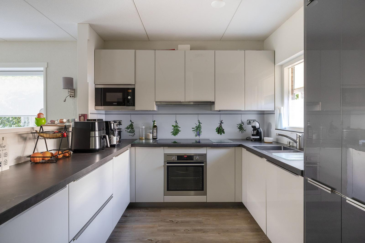 Hoekwoning te koop: Israëlsdreef 32, Oud-Beijerland