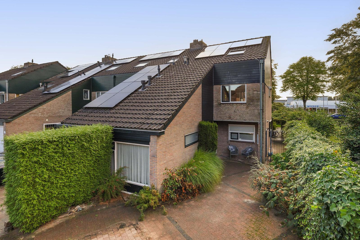 Hoekwoning te koop: Israëlsdreef 32, Oud-Beijerland