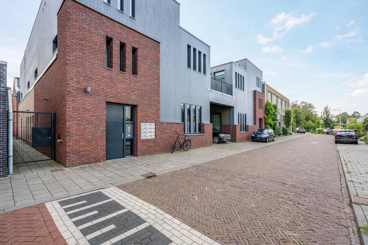 Appartement te koop: Iepenlaan 1A, Sneek