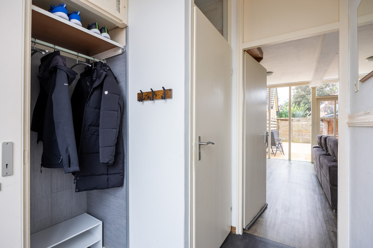 Tussenwoning te koop: Laweistraat 33, De Wilp