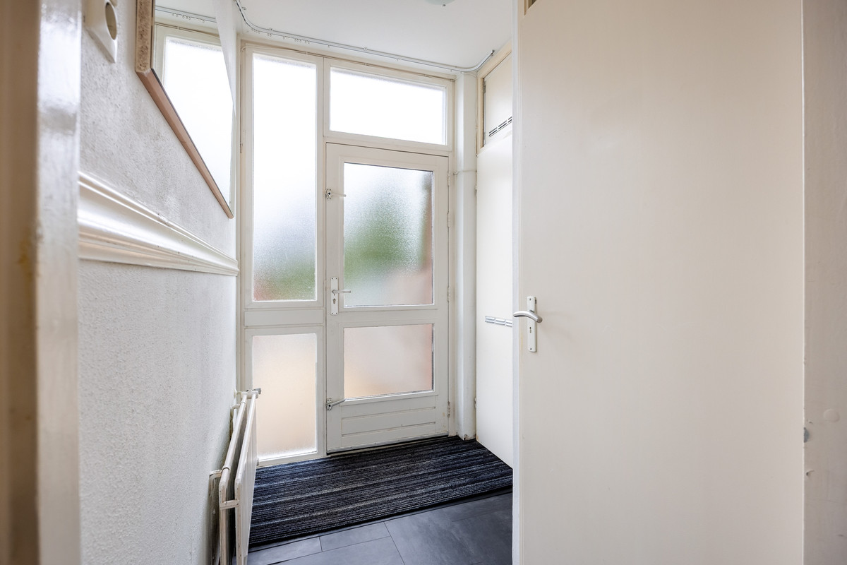Tussenwoning te koop: Laweistraat 33, De Wilp